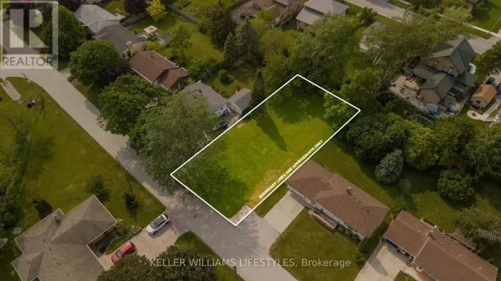 24 MAC KENZIE STREET, Lambton Shores