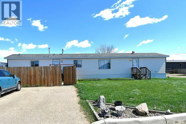 24 Maple Drive W, Brooks