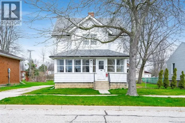 24 Maple STREET, Kingsville