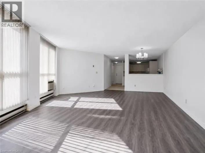24 MARILYN Drive Unit# 101, Guelph