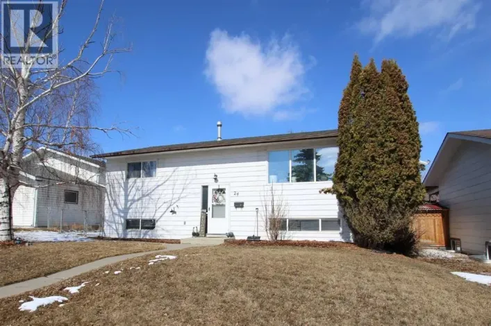 24 Oliver Street, Red Deer