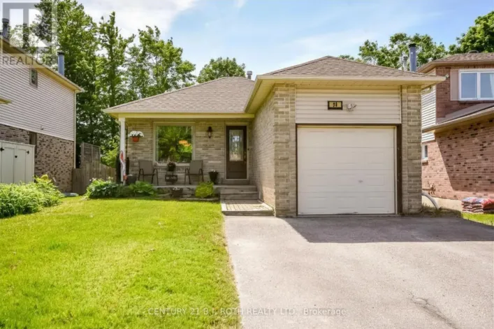 24 PAE DRIVE, Barrie