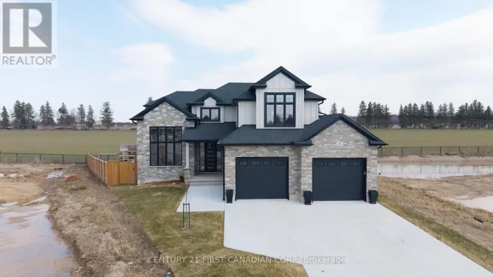 24 POSTMA CRESCENT, North Middlesex