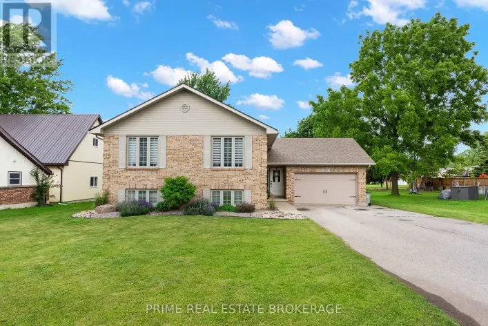 24 QUEEN STREET W, Lambton Shores