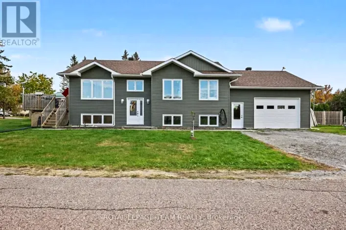 24 RAPID ROAD, Whitewater Region