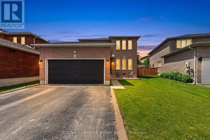 24 RYAN COURT, Barrie