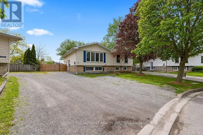 24 TARA CRESCENT, Thorold