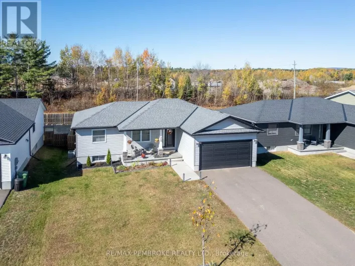 24 TERRANCE DRIVE, Petawawa