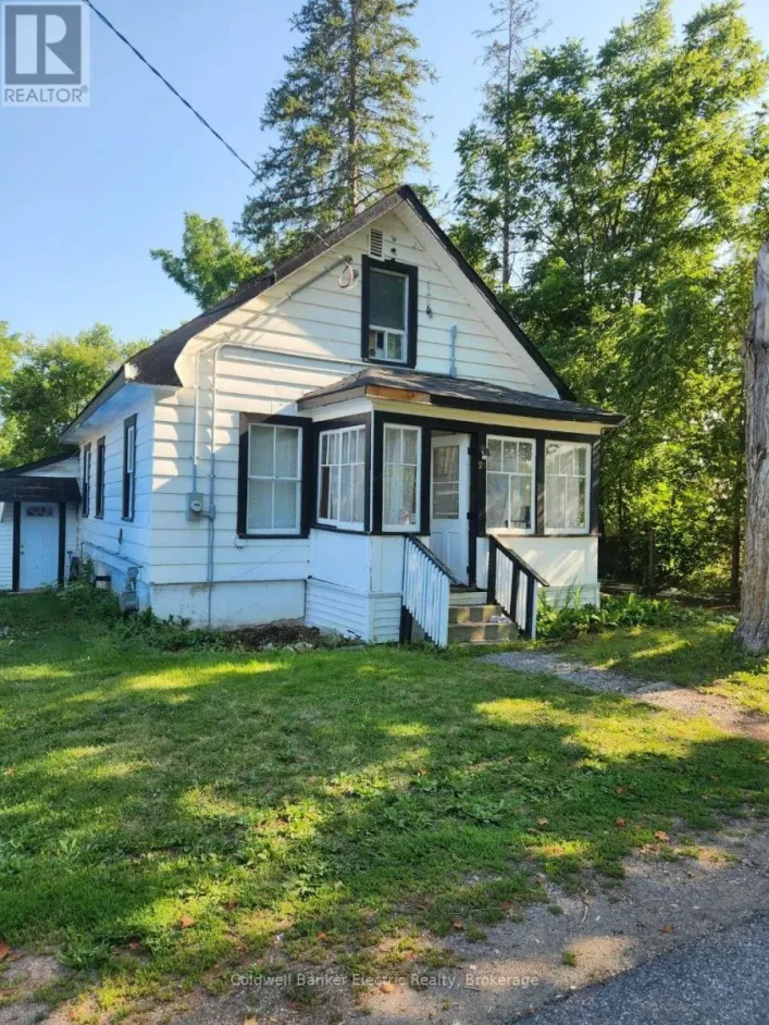 24 VICTORIA STREET E, Kawartha Lakes