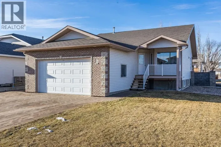 24 Vista Road SE, Medicine Hat