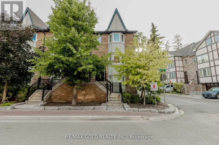 24 WALLACE STREET, Vaughan