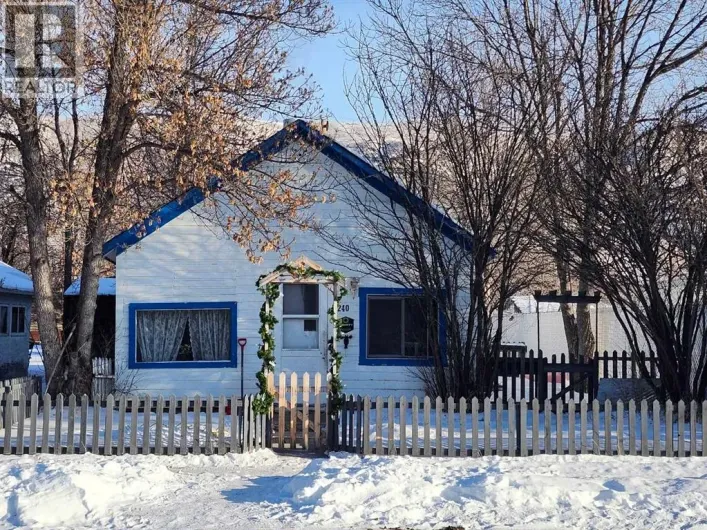 240 2 Avenue, Drumheller