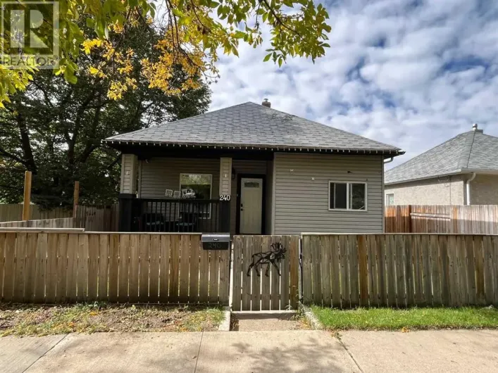 240 20 Street N, Lethbridge
