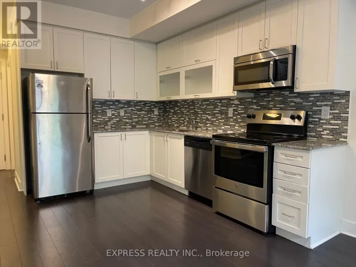 240 - 28 PRINCE REGENT STREET, Markham