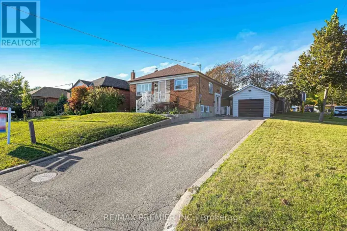 House for sale: 240 CALVINGTON DRIVE, Toronto