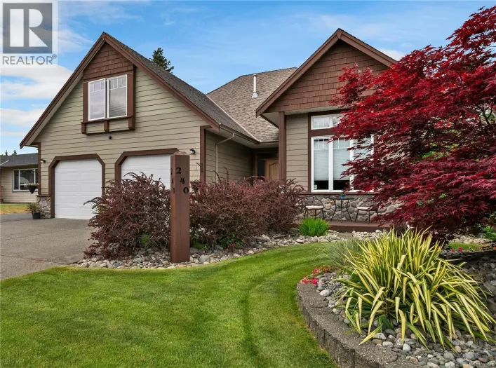 240 Carolyn Rd, Campbell River