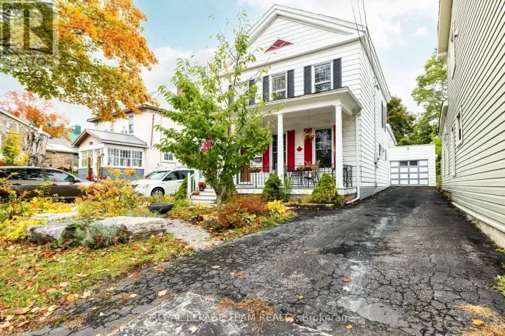 240 DIBBLE STREET W, Prescott