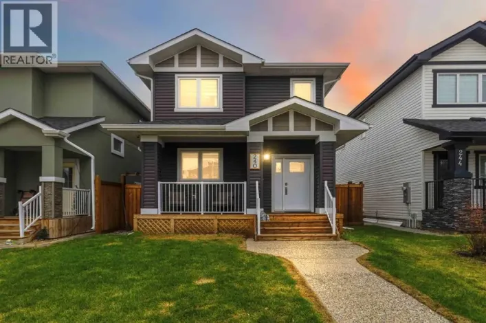 240 Warren Way, Fort McMurray