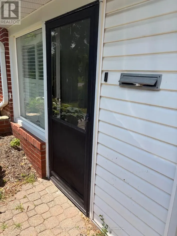 240 WELLINGTON STREET E, Barrie