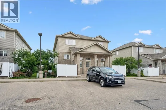 240 WESTMEADOW Drive Unit# 5A, Kitchener
