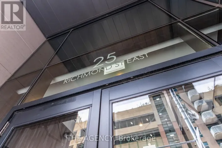 2401 - 25 RICHMOND STREET E, Toronto