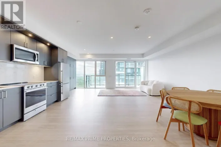 2401 - 30 INN ON THE PARK DRIVE, Toronto