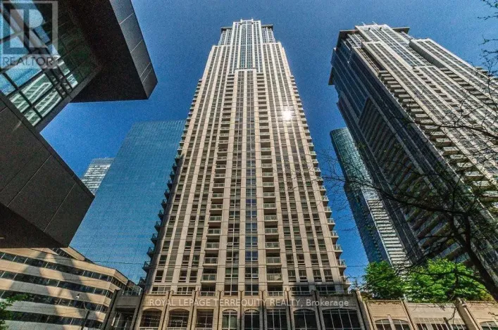 2401 - 763 BAY STREET, Toronto