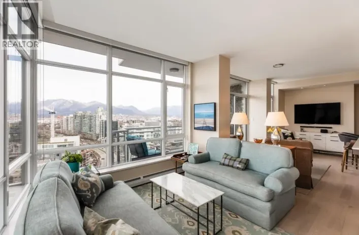 2402 1775 QUEBEC STREET, Vancouver