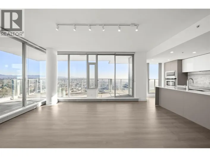 2402 8031 NUNAVUT LANE, Vancouver