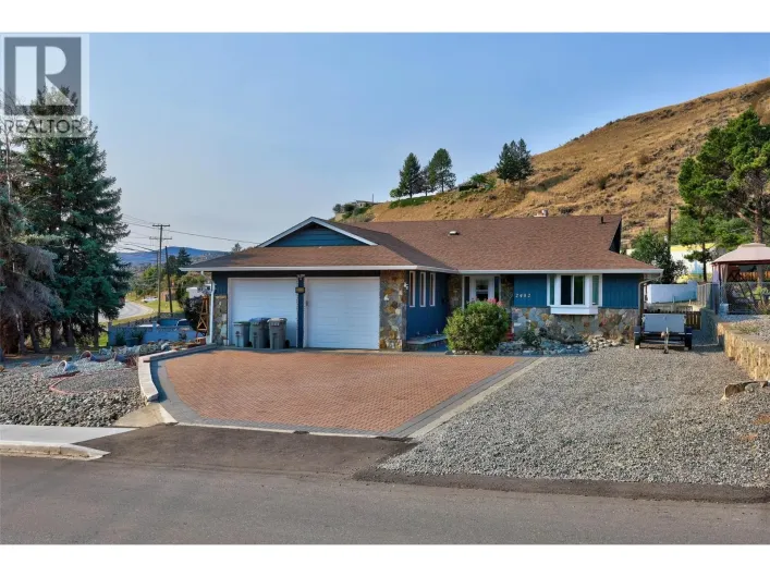 2402 Parkview Drive, Kamloops