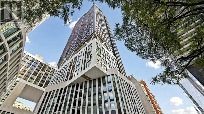 2403 - 238 SIMCOE STREET, Toronto