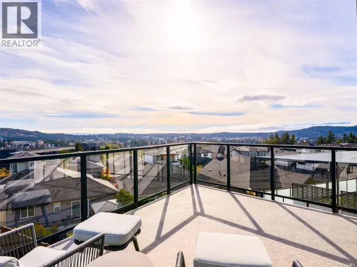 2403 Azurite Cres, Langford