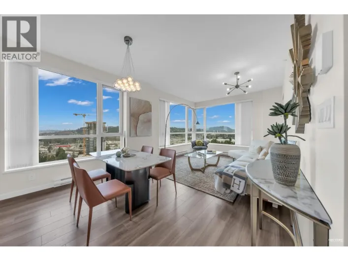 2404 3096 WINDSOR GATE, Coquitlam