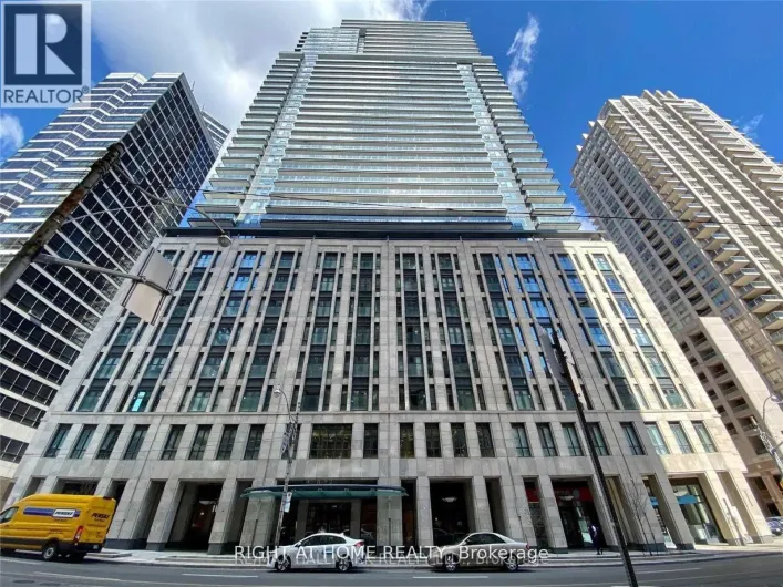 2404 - 955 BAY STREET, Toronto