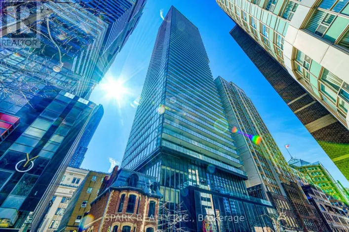 2405 - 15 GRENVILLE STREET, Toronto