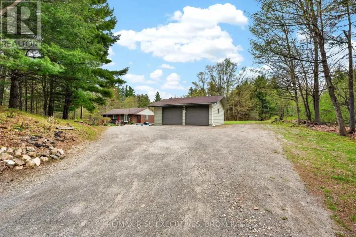 2405 RIDEAU FERRY ROAD, Drummond/North Elmsley