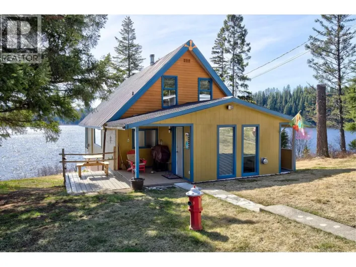 2405 STARLIKE LAKE ROAD, Horsefly