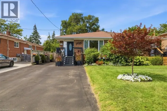 2407 BARCLAY Road, Burlington