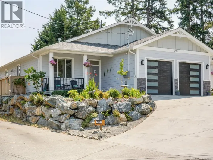2407 Mountain Heights Dr, Sooke