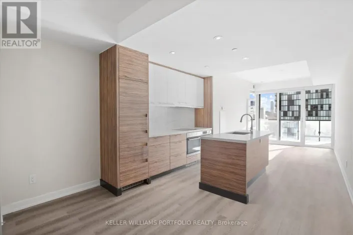 2408 - 488 UNIVERSITY AVENUE, Toronto