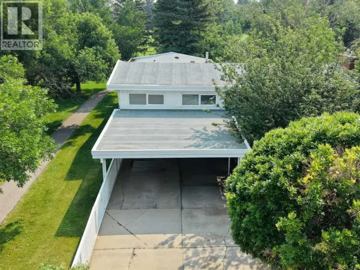 2409 20 Street N, Lethbridge