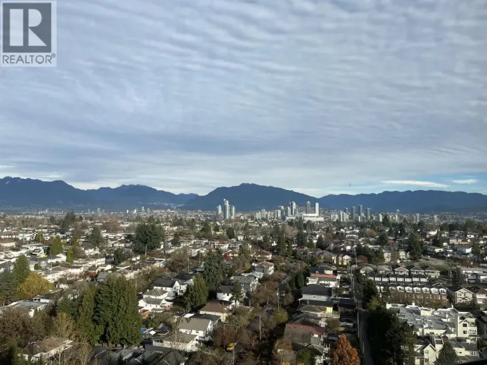 2409 3663 CROWLEY DRIVE, Vancouver