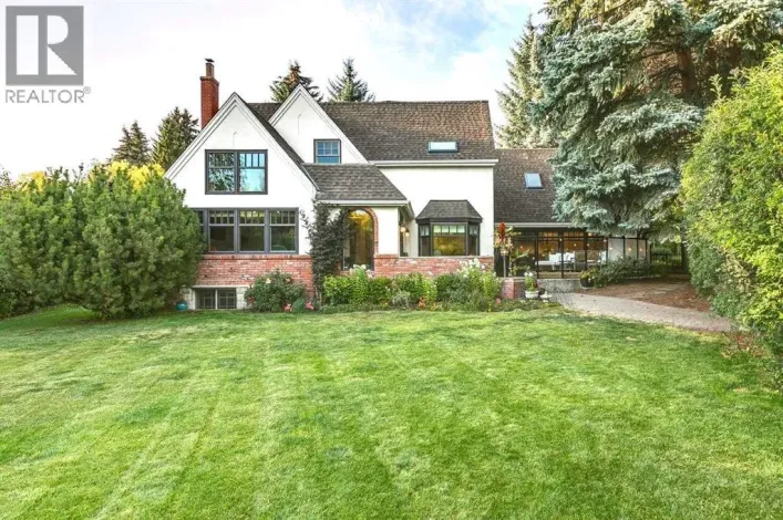 2409 Carleton Street SW, Calgary