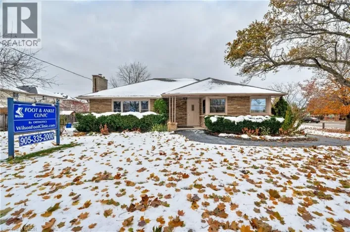 2409 WALKER'S Line, Burlington