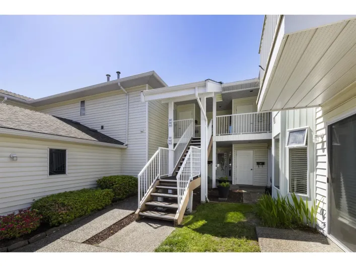 241 7156 121 STREET, Surrey