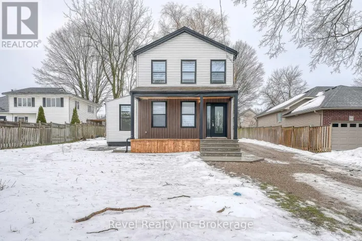 241 CHARLES STREET W, Ingersoll