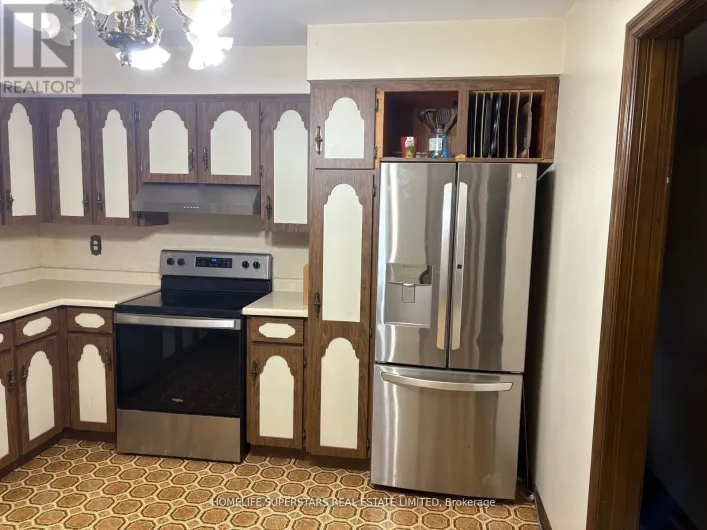 241 COUNTY RD  42, Lakeshore