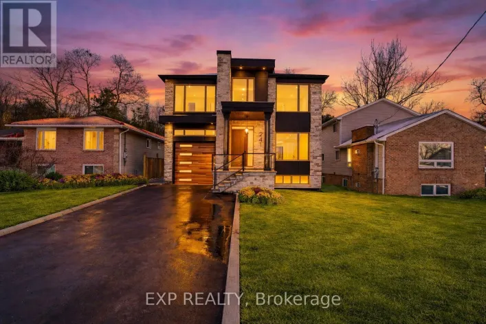 241 PARKWAY AVENUE, Georgina