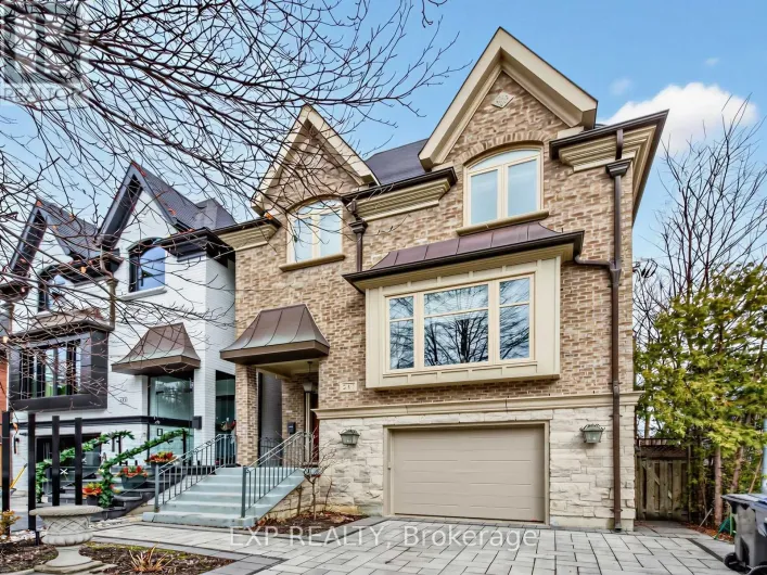 241 POPLAR PLAINS STREET, Toronto