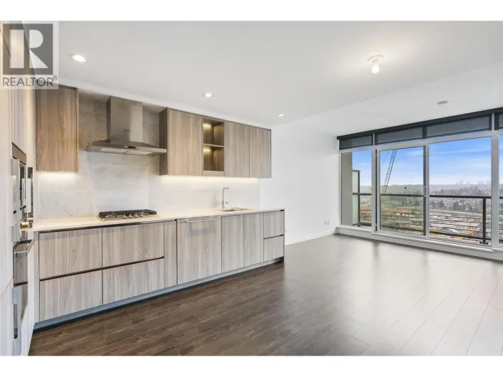 2410 4720 LOUGHEED HIGHWAY, Burnaby